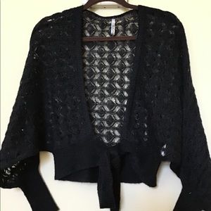 Knit short kimono sweater